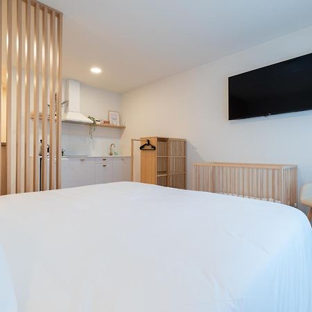 Apartamentos Turisticos Fatima, En El Centro De Vigo Ngoại thất bức ảnh