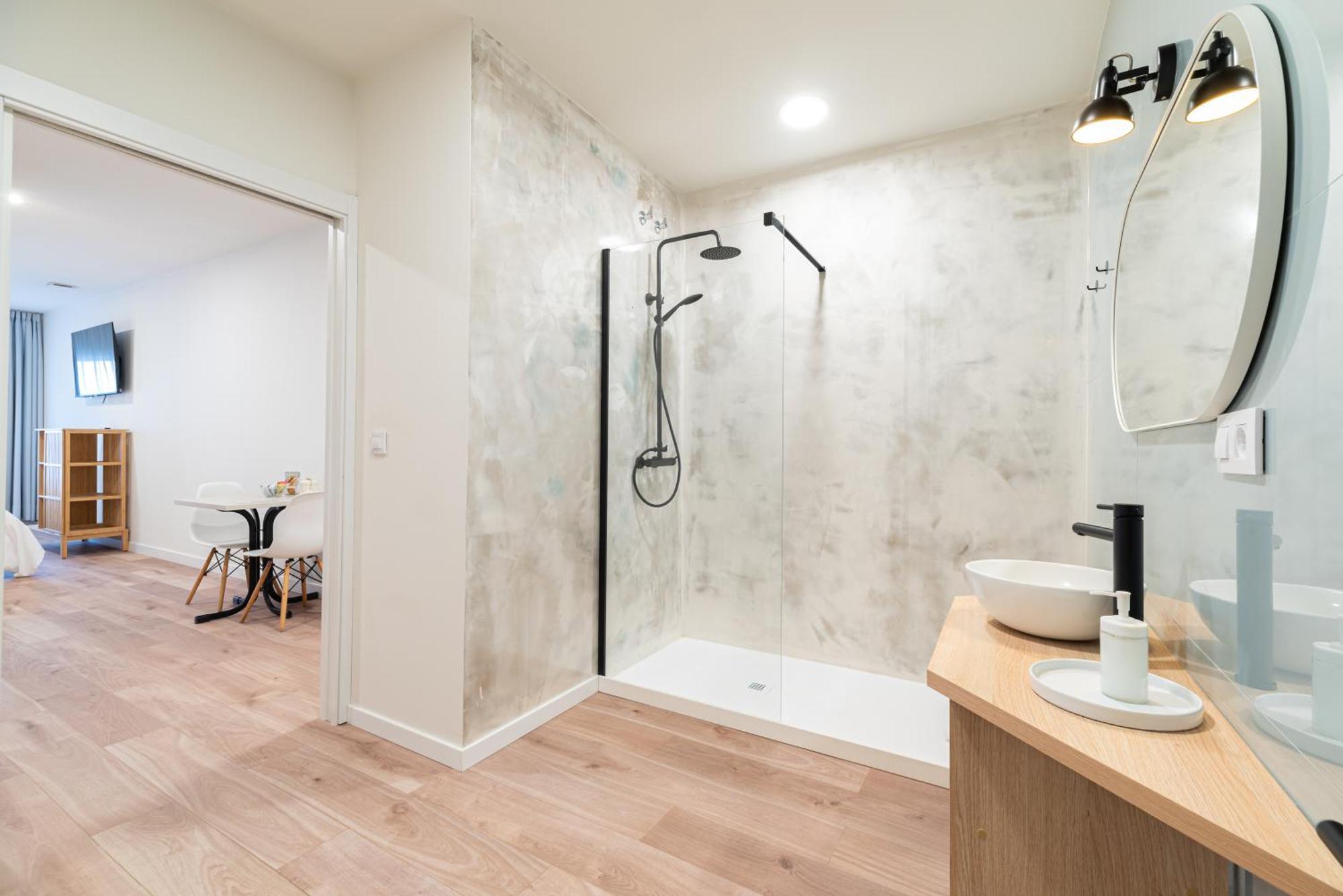 Apartamentos Turisticos Fatima, En El Centro De Vigo Ngoại thất bức ảnh