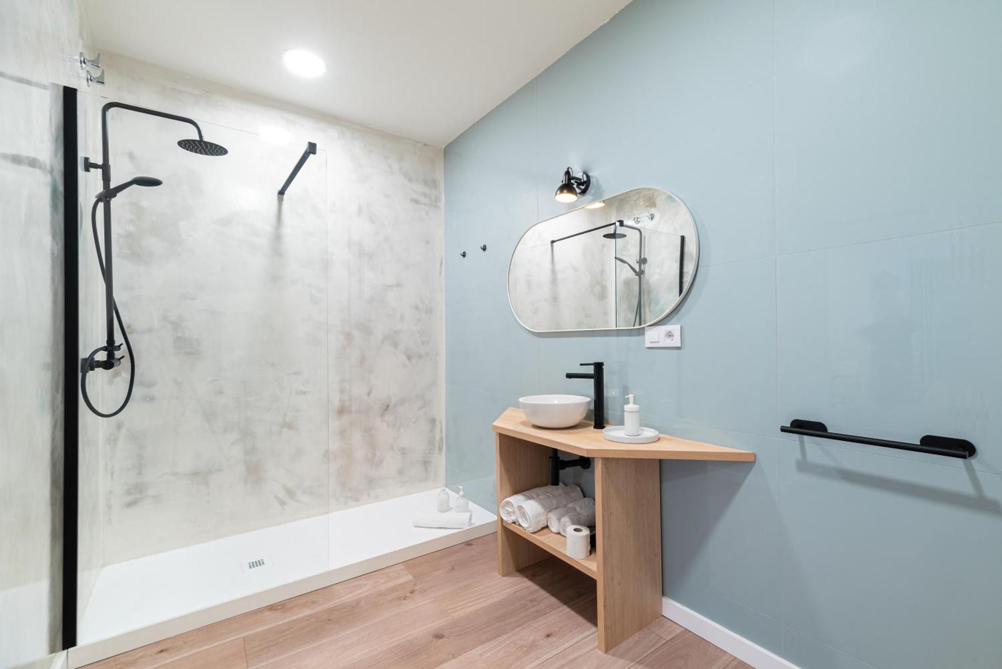 Apartamentos Turisticos Fatima, En El Centro De Vigo Ngoại thất bức ảnh