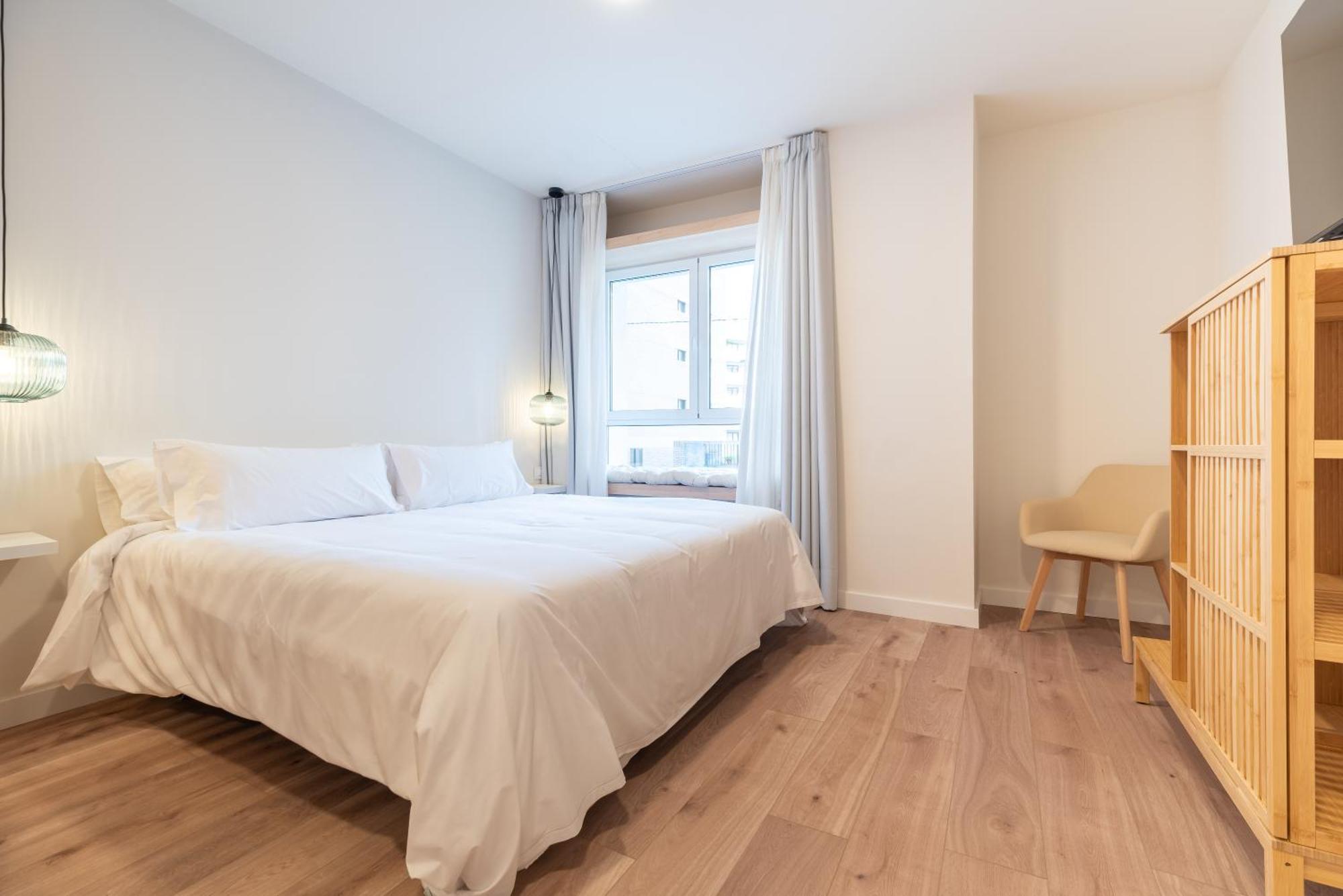 Apartamentos Turisticos Fatima, En El Centro De Vigo Ngoại thất bức ảnh