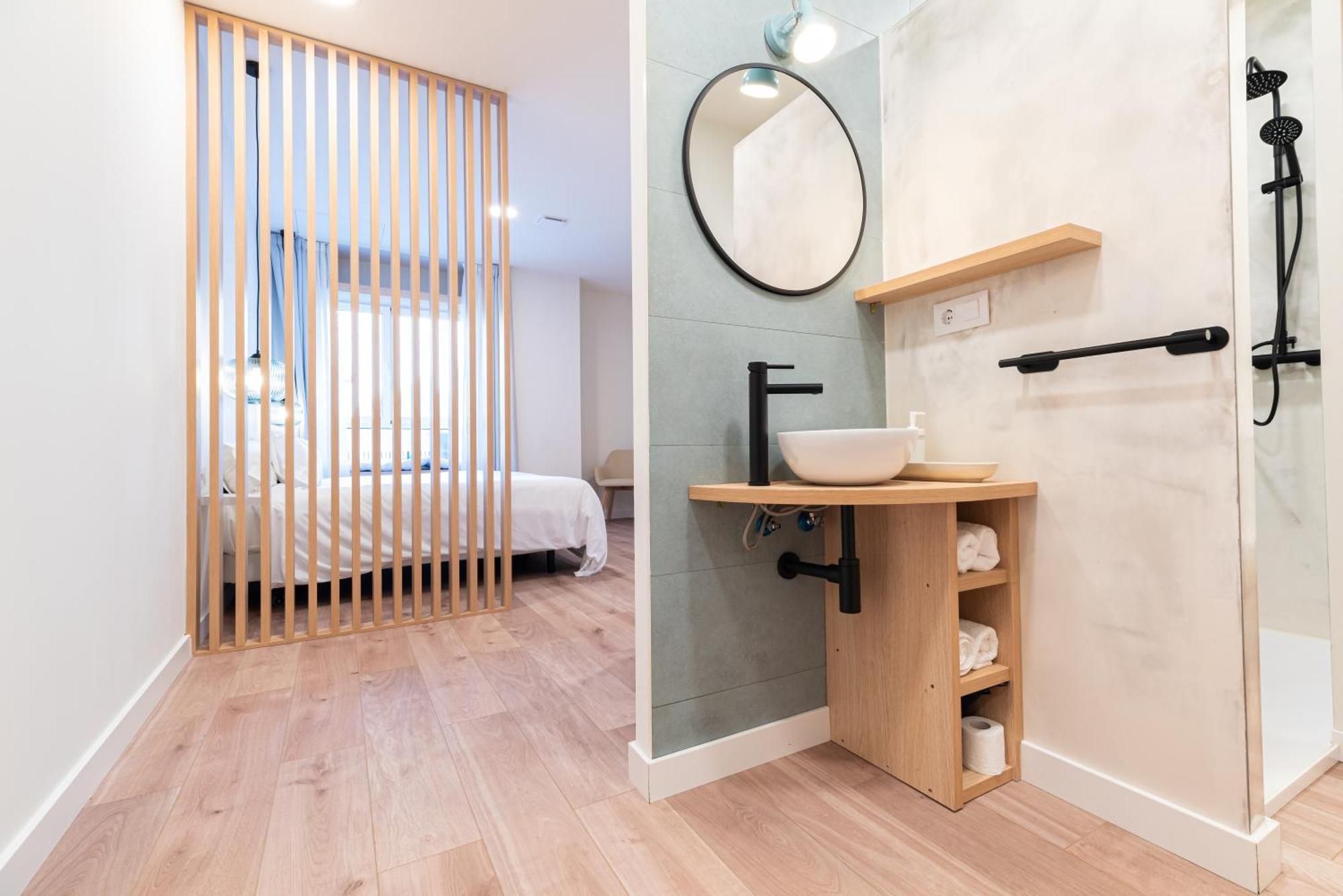 Apartamentos Turisticos Fatima, En El Centro De Vigo Ngoại thất bức ảnh