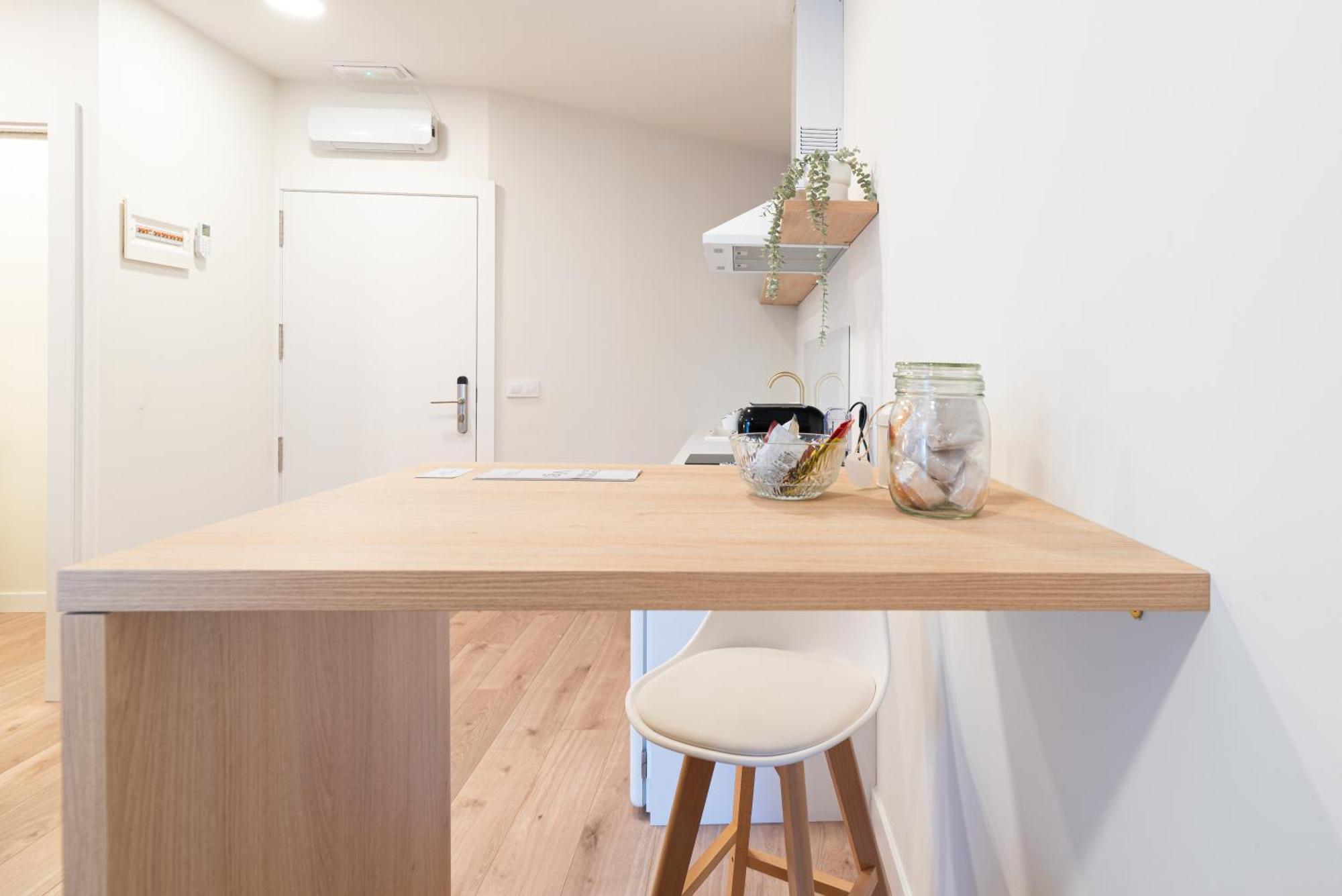 Apartamentos Turisticos Fatima, En El Centro De Vigo Ngoại thất bức ảnh