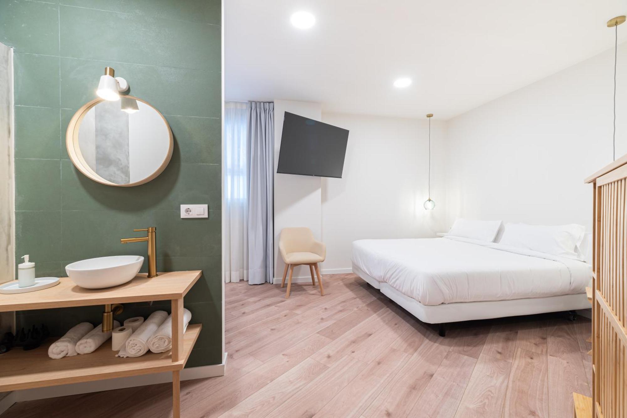 Apartamentos Turisticos Fatima, En El Centro De Vigo Ngoại thất bức ảnh